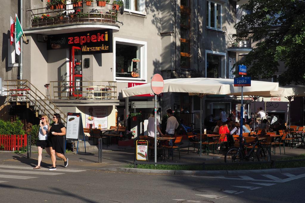 Adventura Hostel Varşova Dış mekan fotoğraf